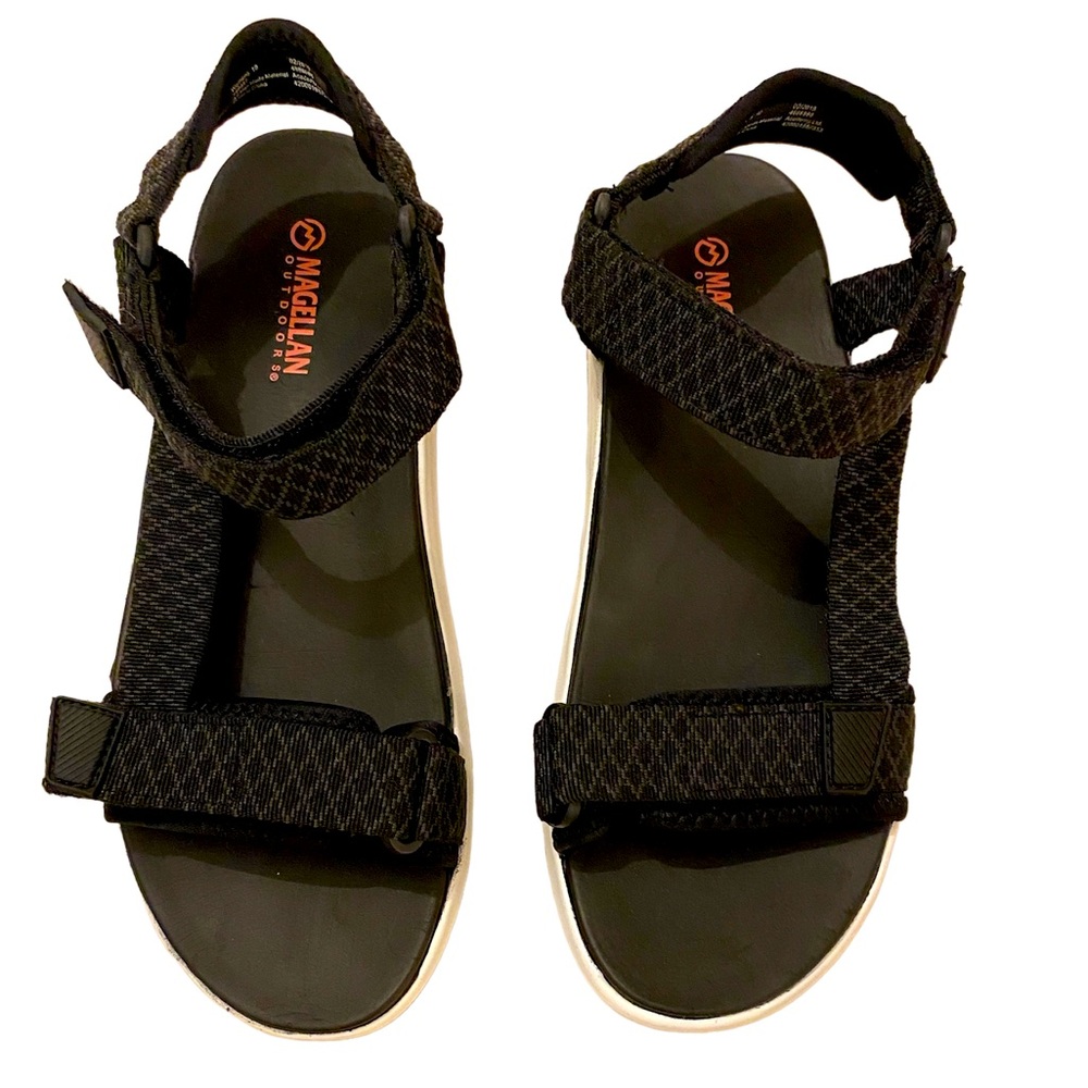 NWOT Magellan Outdoor Sandals, Size 10.